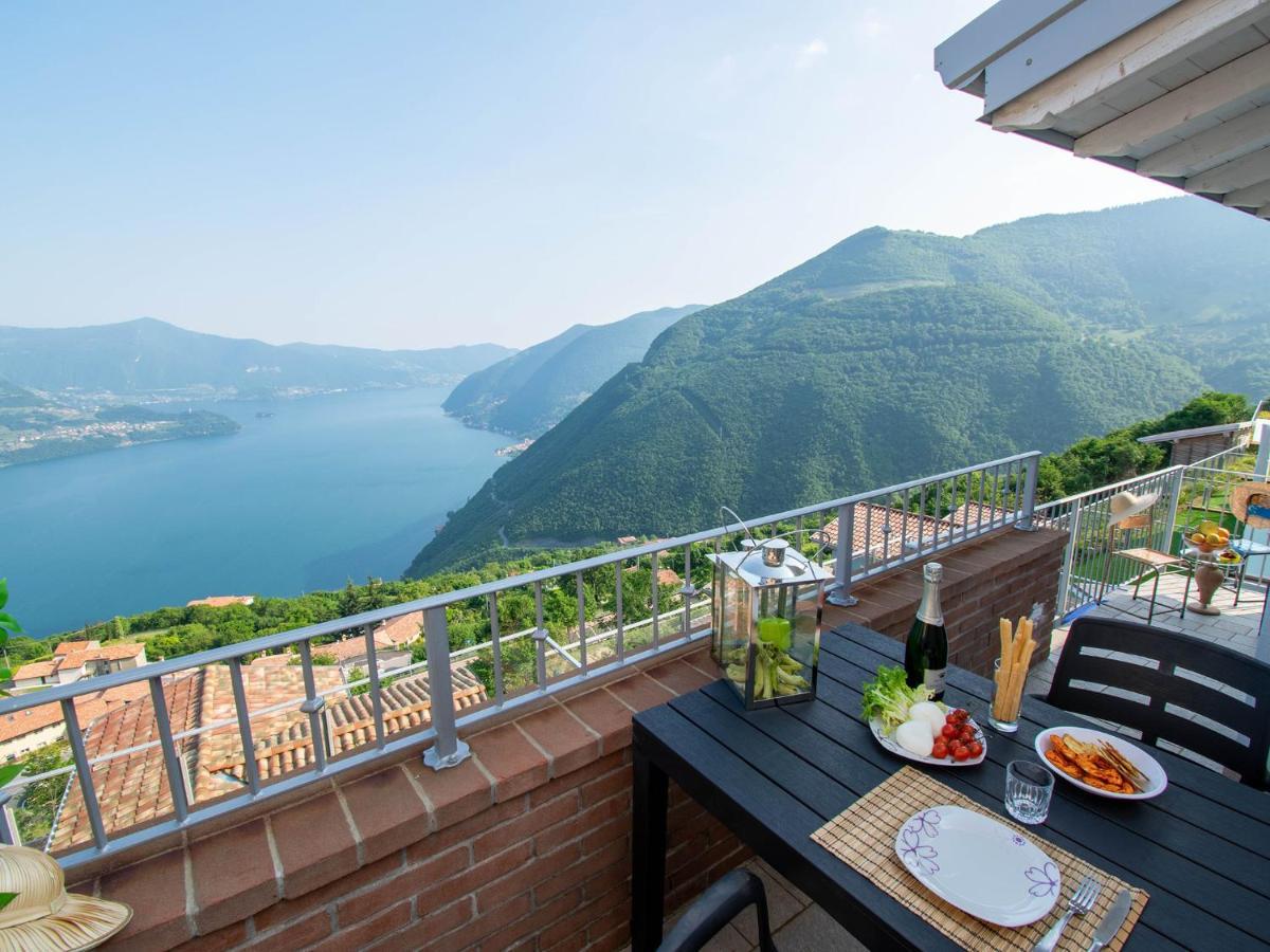 Van Gogh - Beautiful Lake Iseo View And Swimming Pool Parzanica Buitenkant foto