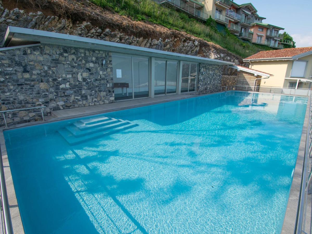 Van Gogh - Beautiful Lake Iseo View And Swimming Pool Parzanica Buitenkant foto